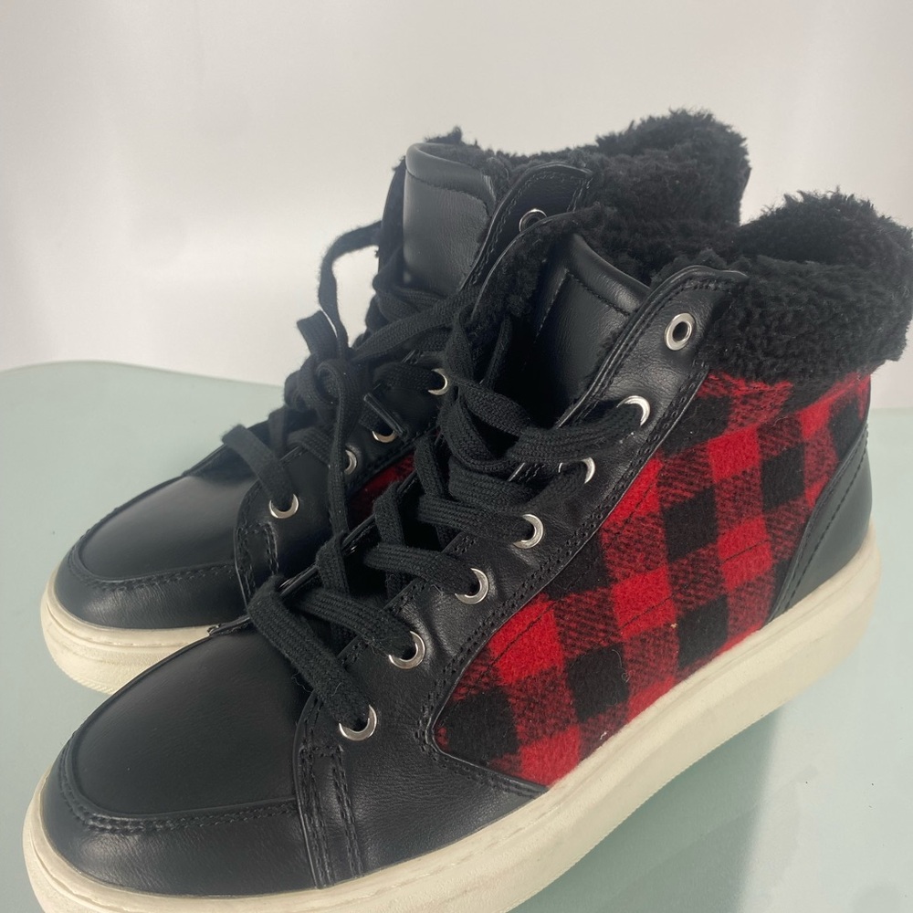 Marc Fisher Fellow Cozy High-Top Sneakers | Plaid & Faux Shearling | Size 8.5 - Picture 4 of 9